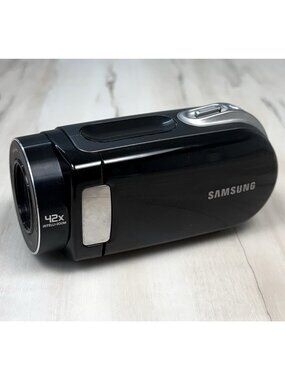 SAMSUNG Digital Handheld CAMCORDER Video Camera SMX-F33BN/XAA + Battery UNTESTED